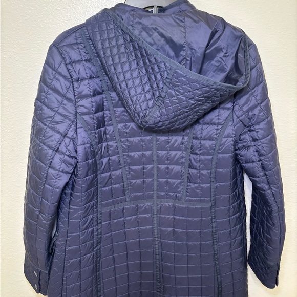 DKNY Women's Quilted Puffer Coat - Midnight Blue - Picture 5 of 11